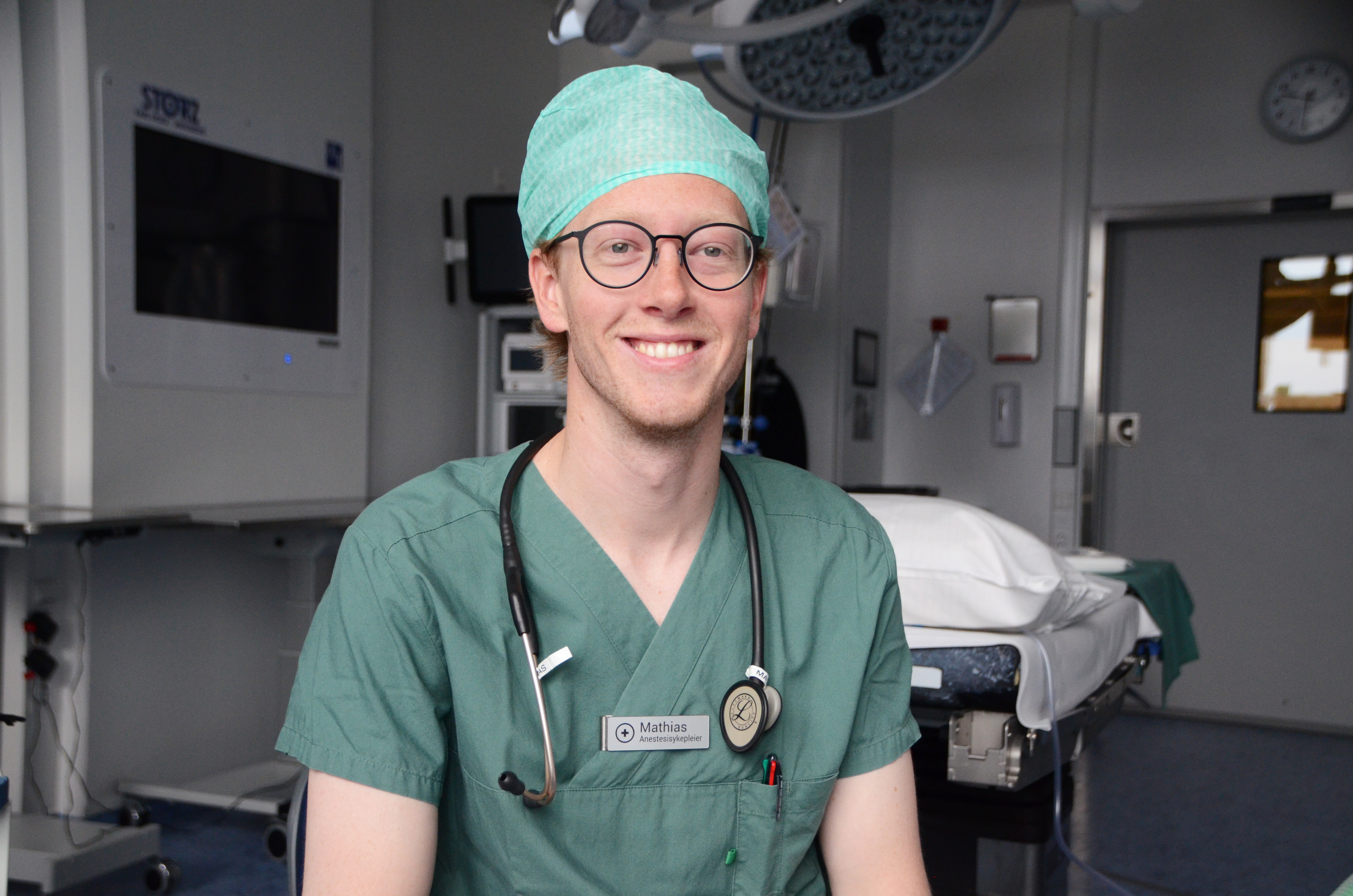 - Fra gammelt av ble det snakket om medfødte «omsorgsgen» hos damer som gjorde at man så på omsorgsyrkene som kvinneyrker. Ting 