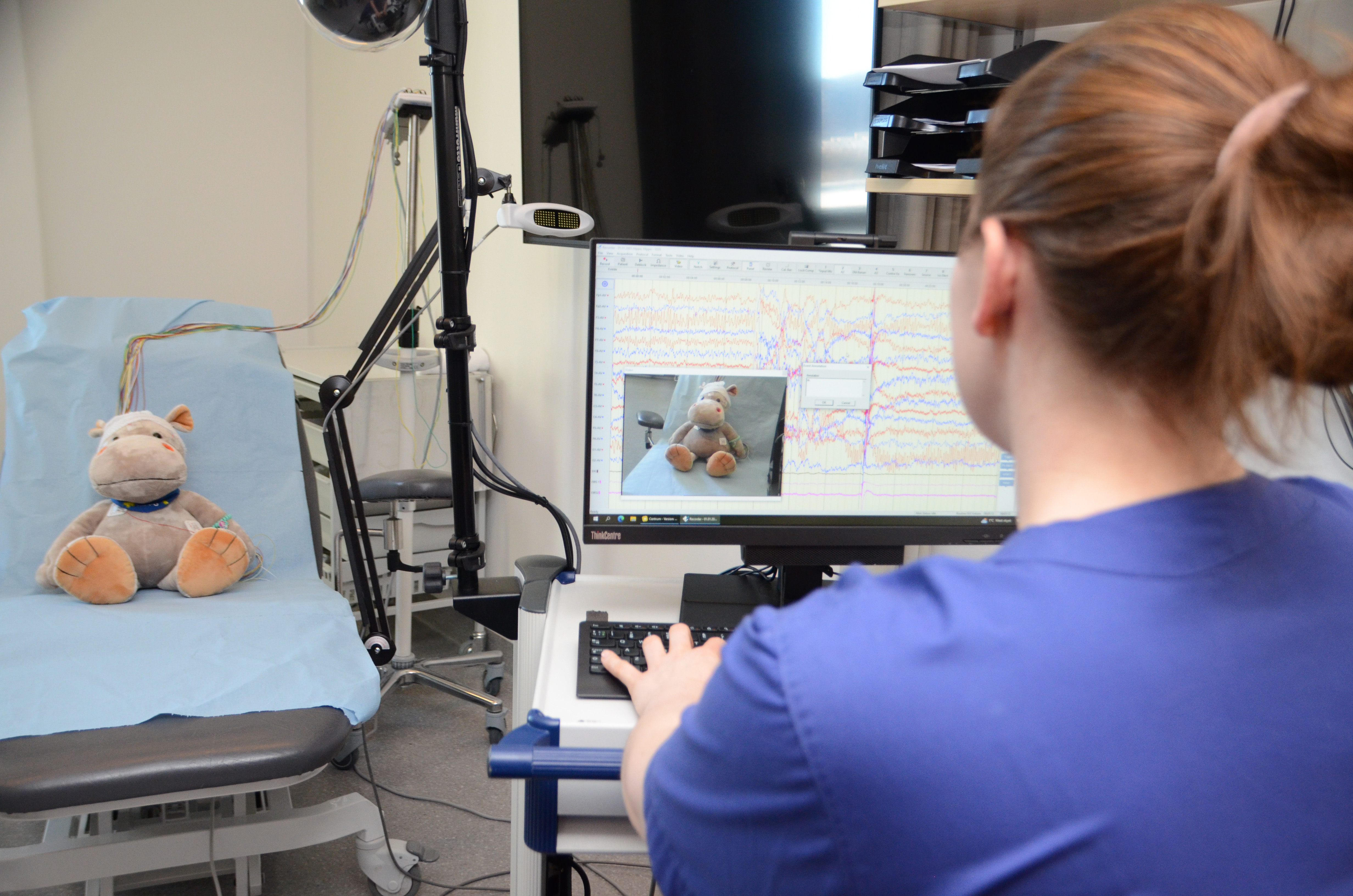 Dataskjerm med impulser