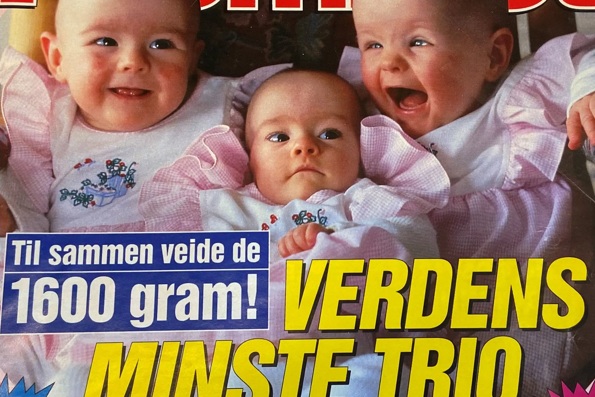 Tre babyer på forsiden av et ukeblad